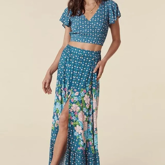 Temporary price drop!! Spell Yellow Rose Maxi Skirt and Crop Top Set - Picture 4 of 5